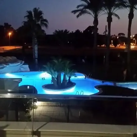 Torredembarra Apartamento *